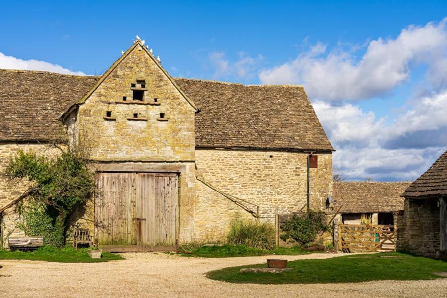 The Baytree Shepherds Hut Stonehouse (Gloucestershire) Exterior photo